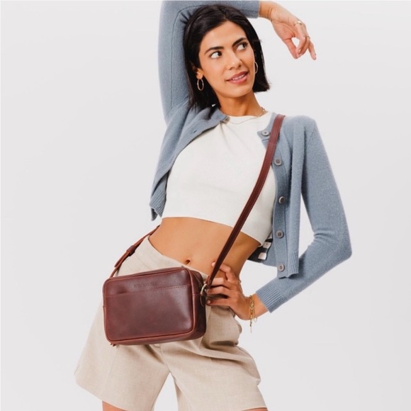 portland leather goods Handbags - Portland Leather Goods Crossbody Camera Bag